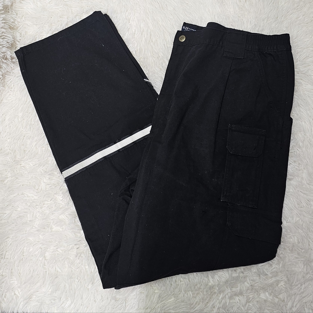 5.11 Tactical EUC Mens Cotton Canvas Navy Cargo Pants with Reflective Stripe